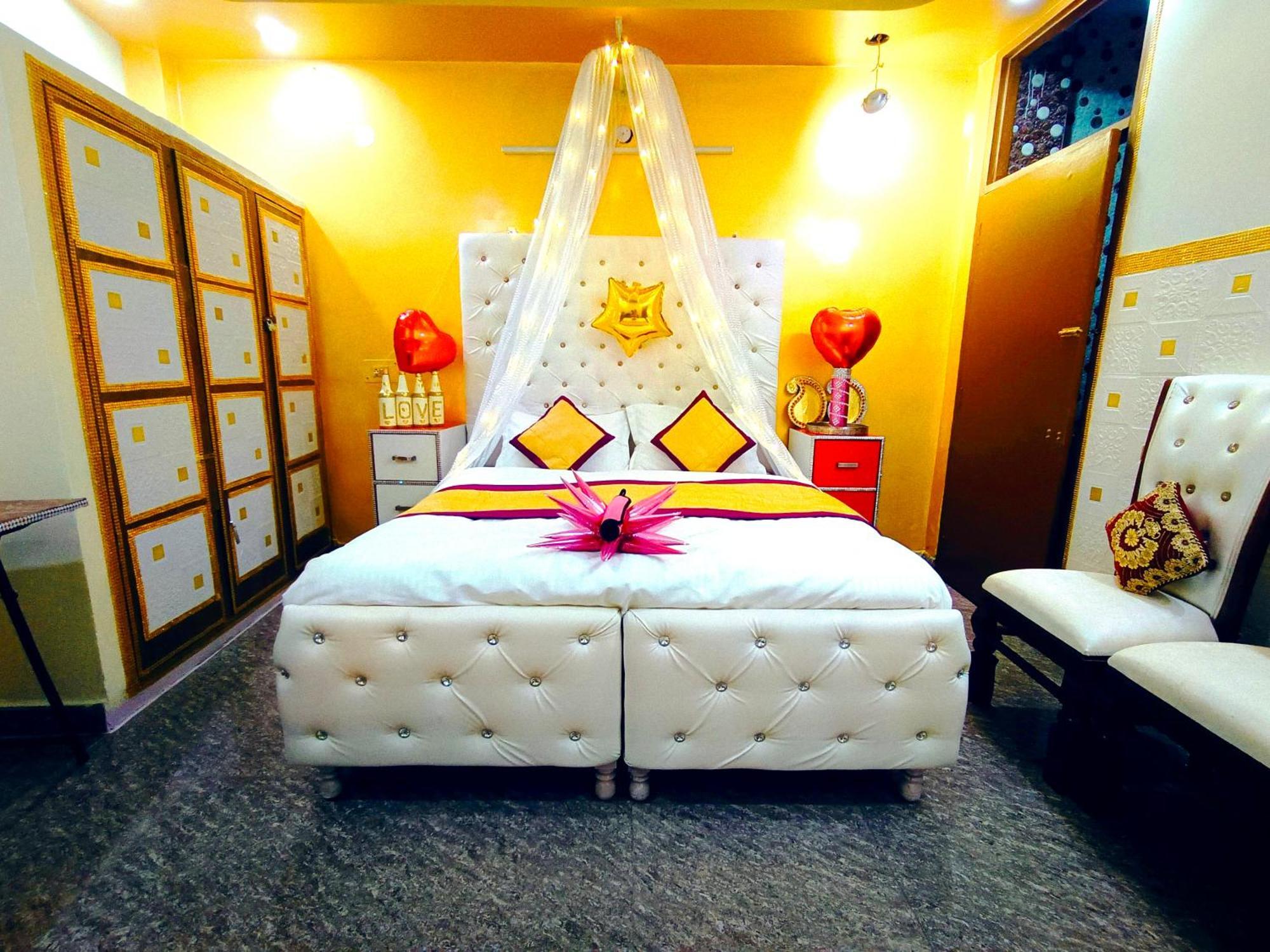 Shri Deep New Delhi