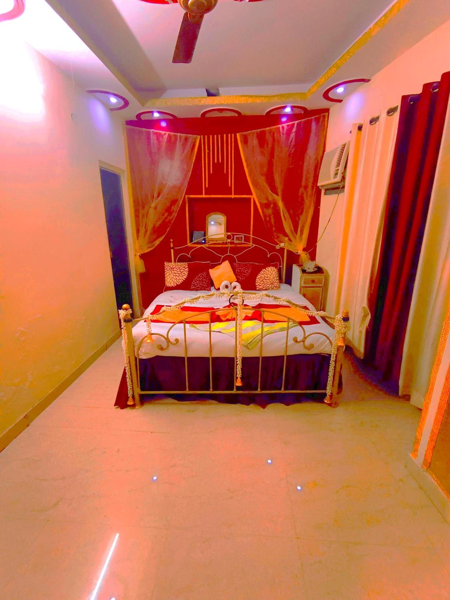 Shri Deep Hotel New Delhi