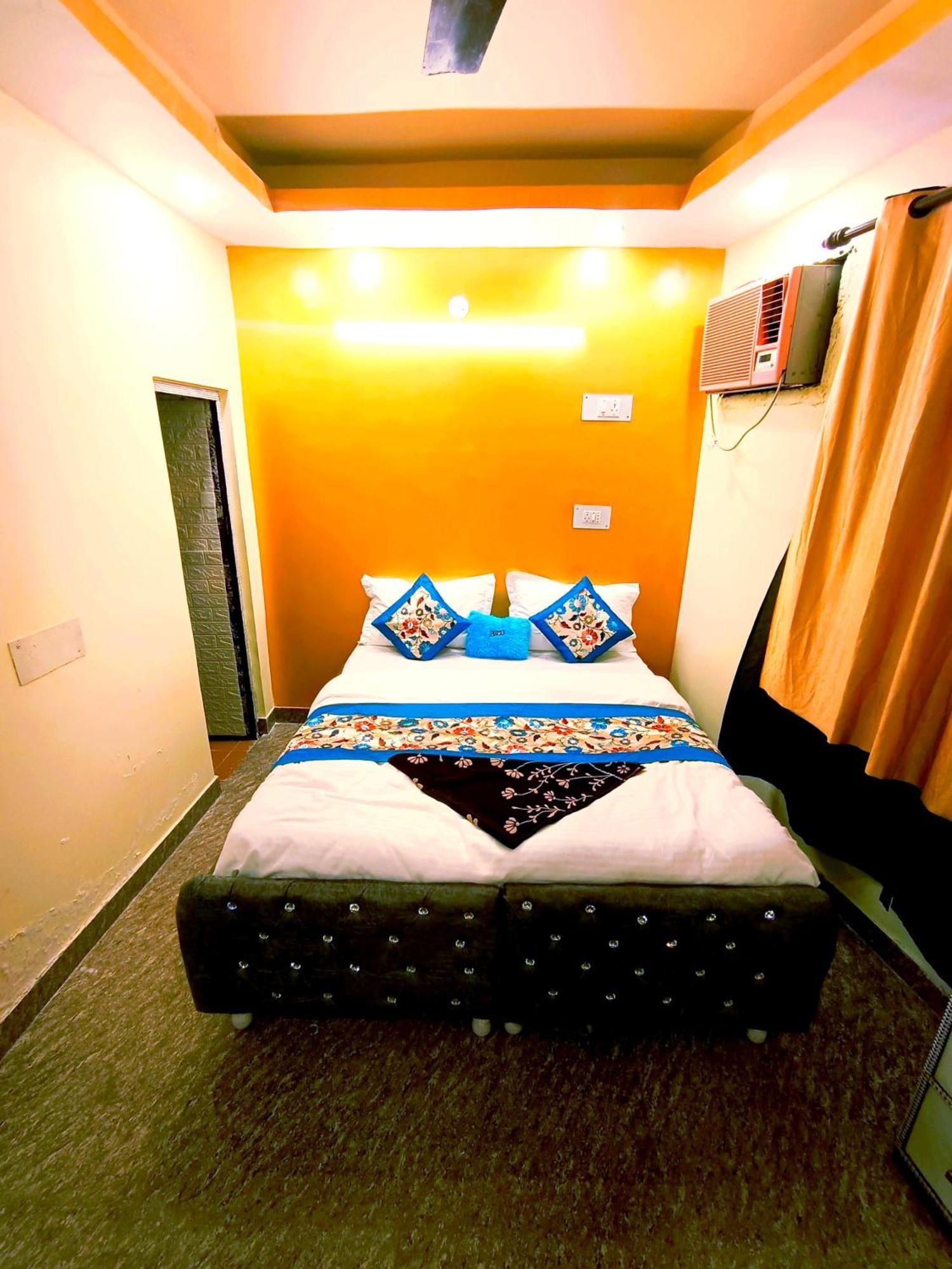 Hotel Shri Deep New Delhi